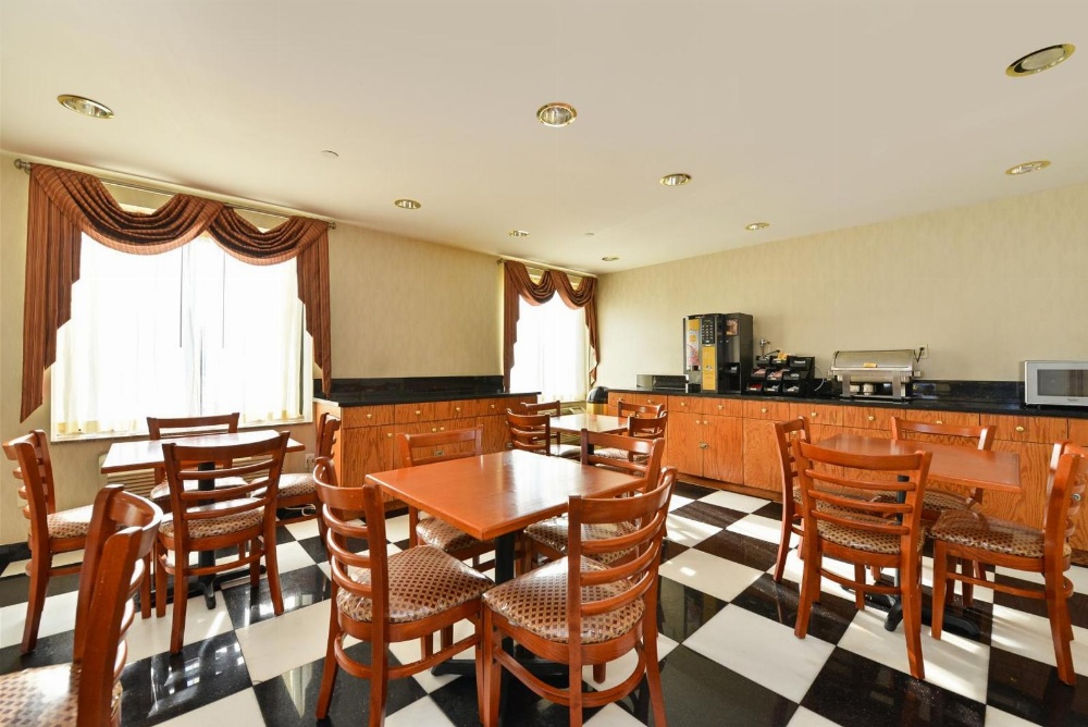 Lex View Inn at JFK Airport Image 13